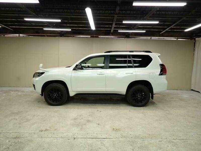 LAND CRUISER PRADO-19