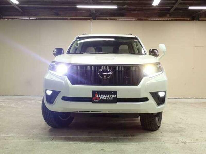 LAND CRUISER PRADO-7