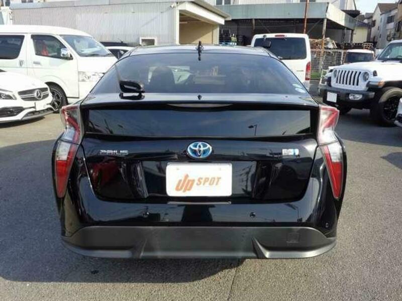 PRIUS-15