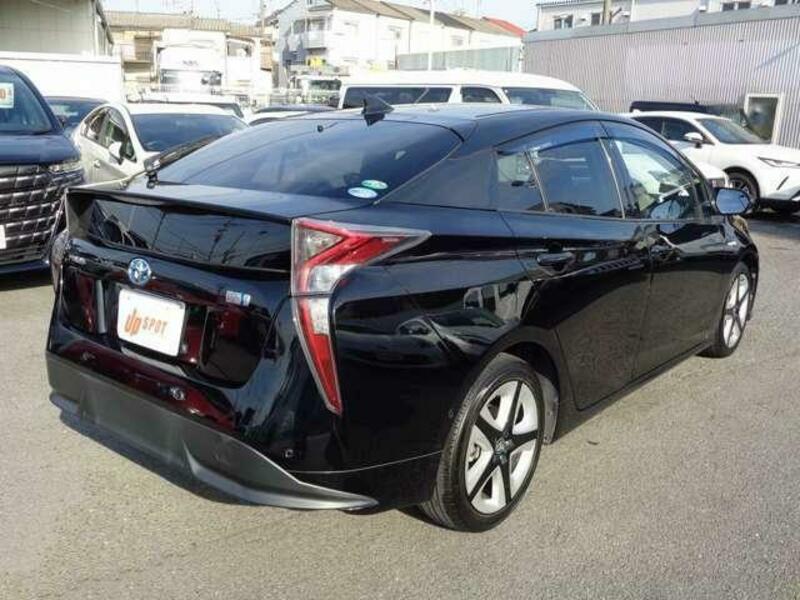 PRIUS-1