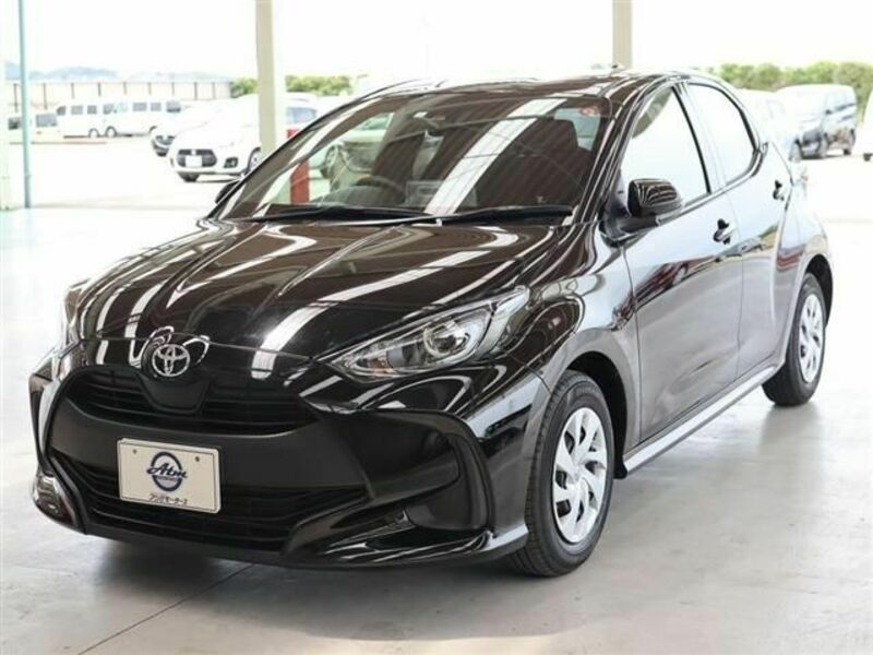 TOYOTA　YARIS