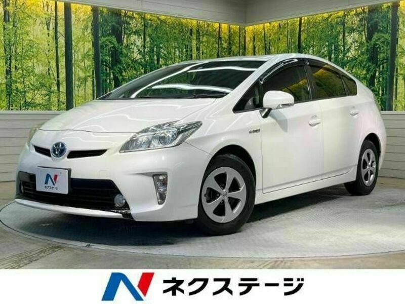 TOYOTA　PRIUS