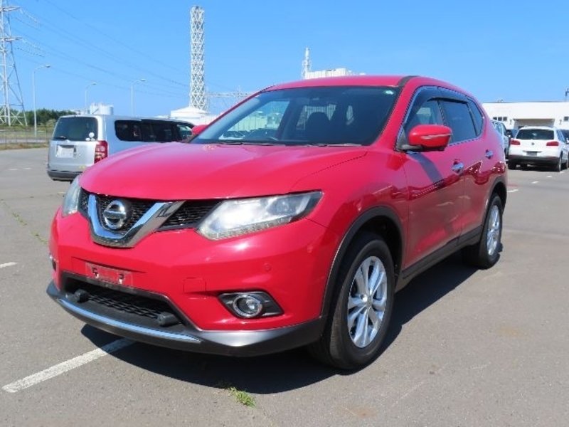 NISSAN　X-TRAIL