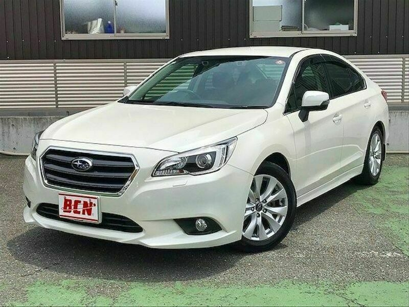 SUBARU　LEGACY B4