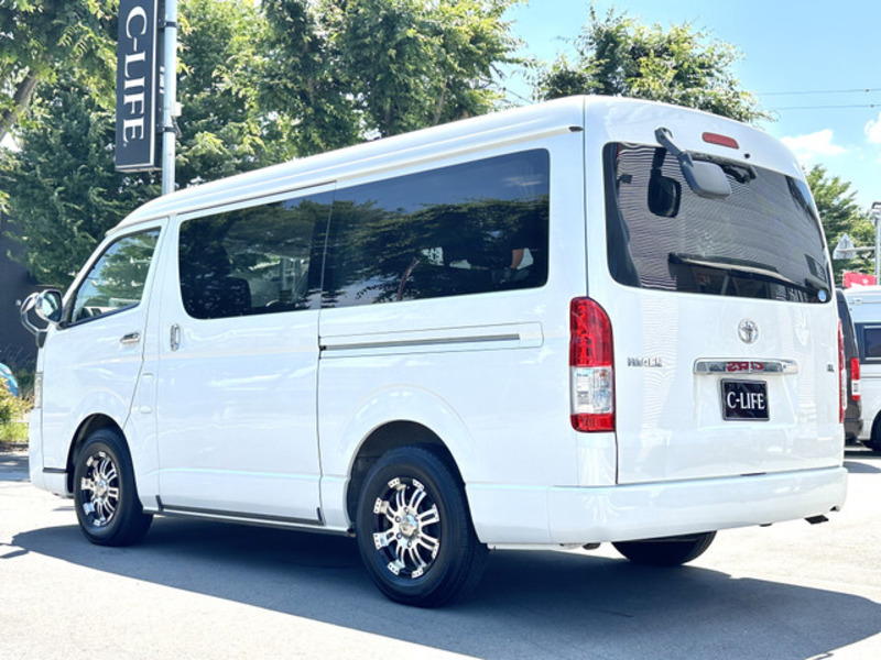 HIACE-13