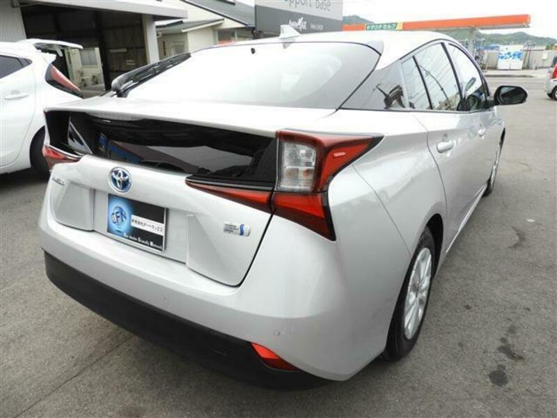 PRIUS-1