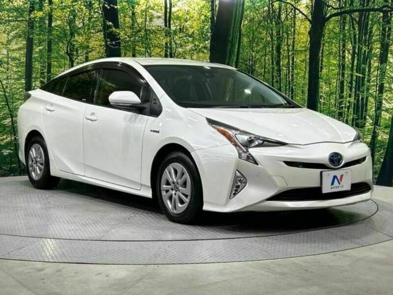 PRIUS-16