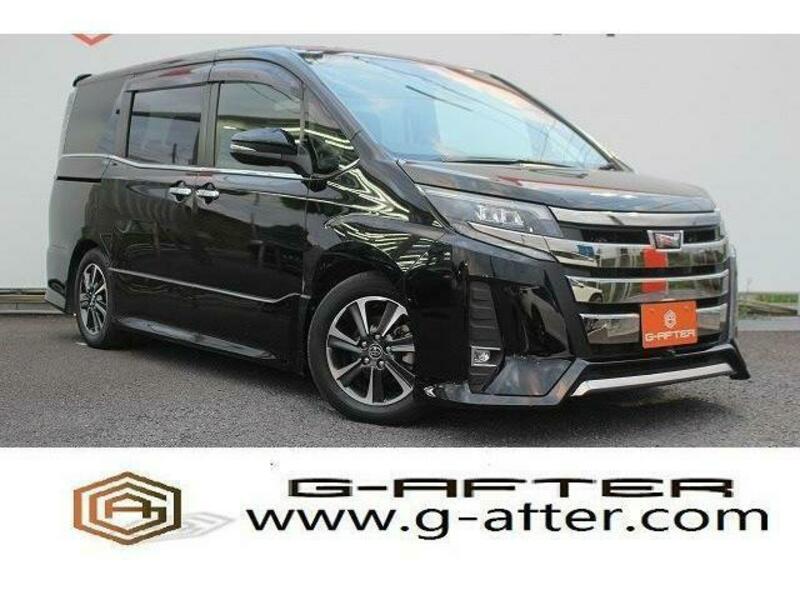 TOYOTA　NOAH