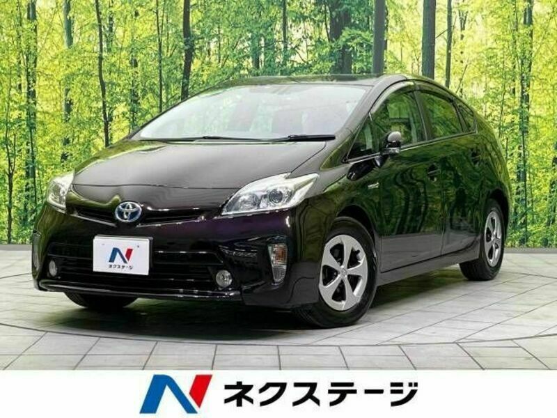 TOYOTA　PRIUS