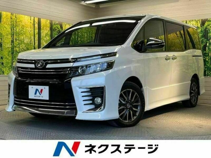 TOYOTA　VOXY