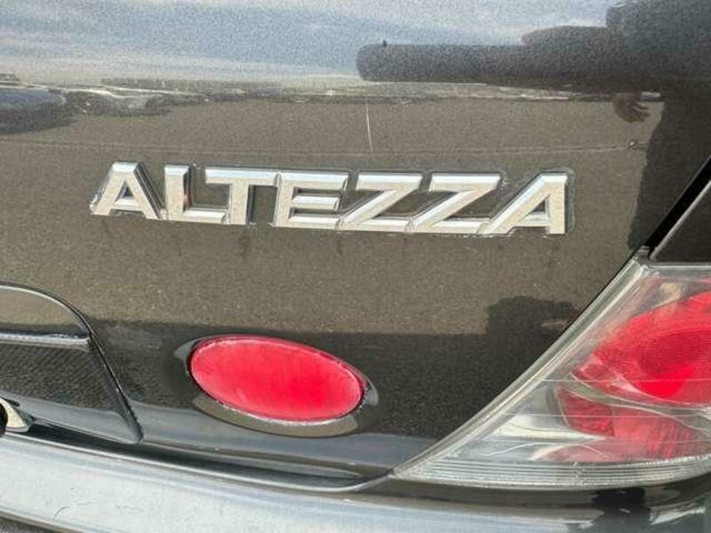 ALTEZZA-18