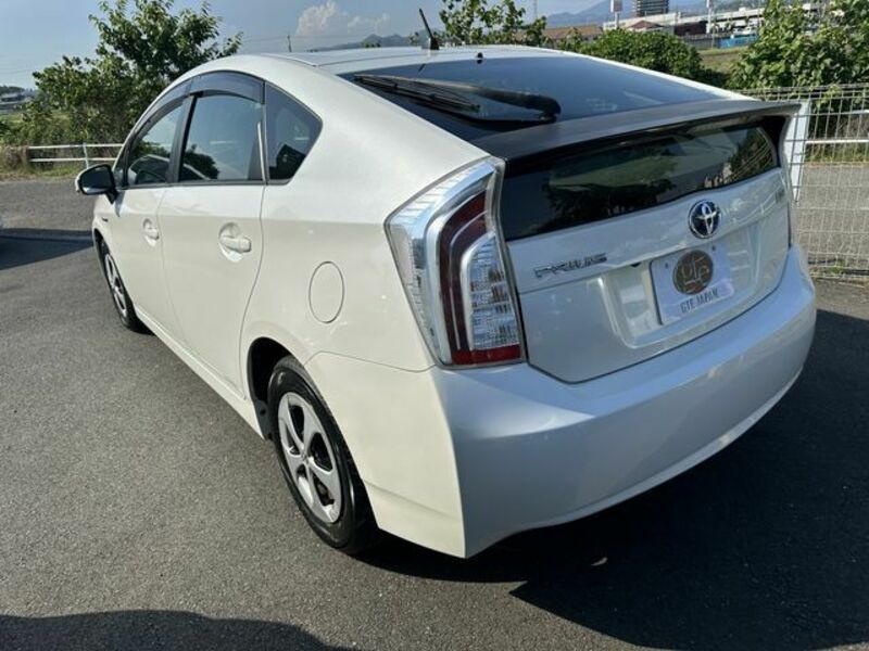 PRIUS-2