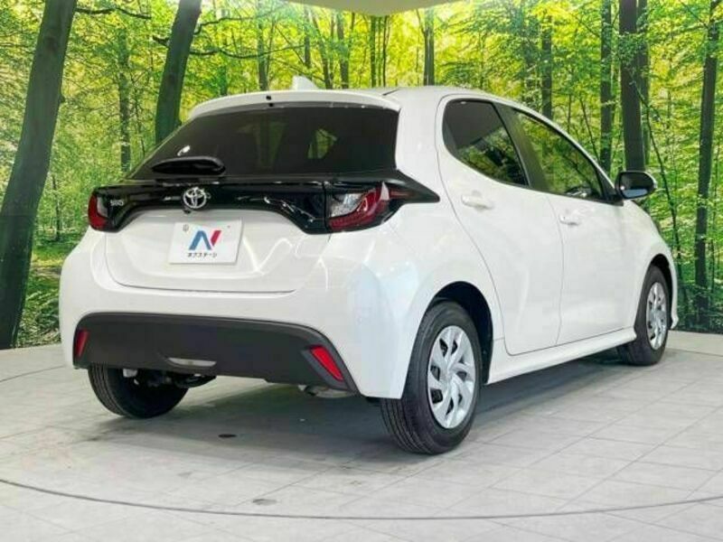 YARIS-17