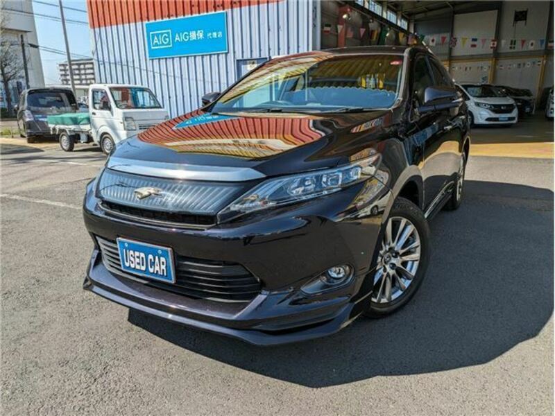 TOYOTA　HARRIER