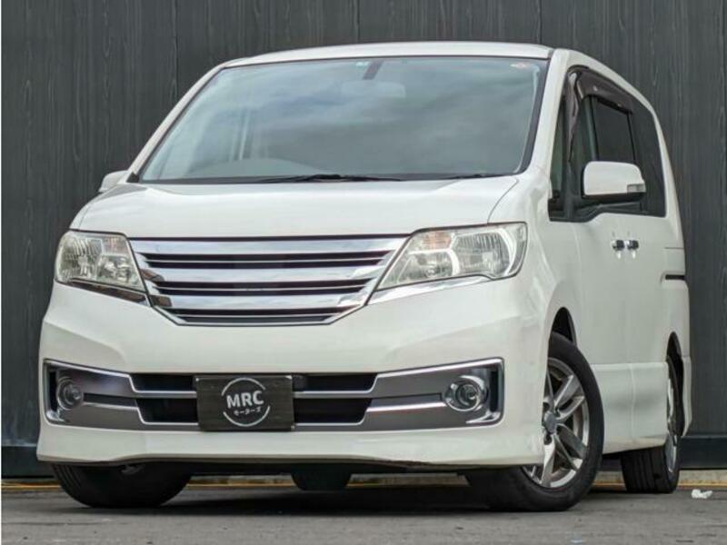 NISSAN　SERENA