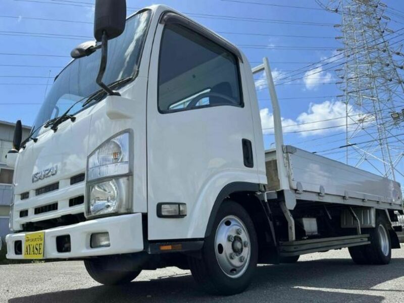 ISUZU　ELF