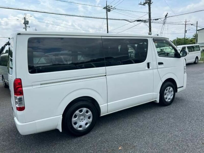 HIACE VAN-7