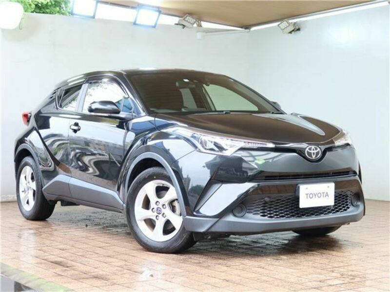 TOYOTA　C-HR