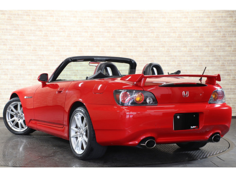 S2000-8