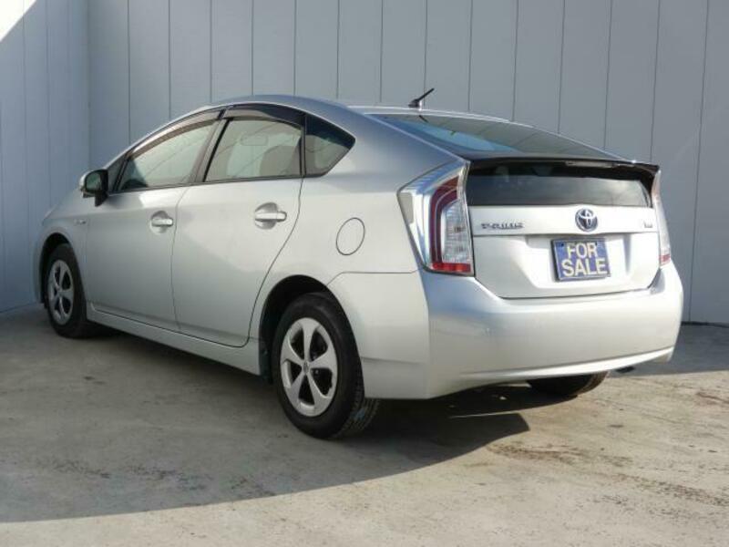 PRIUS-2