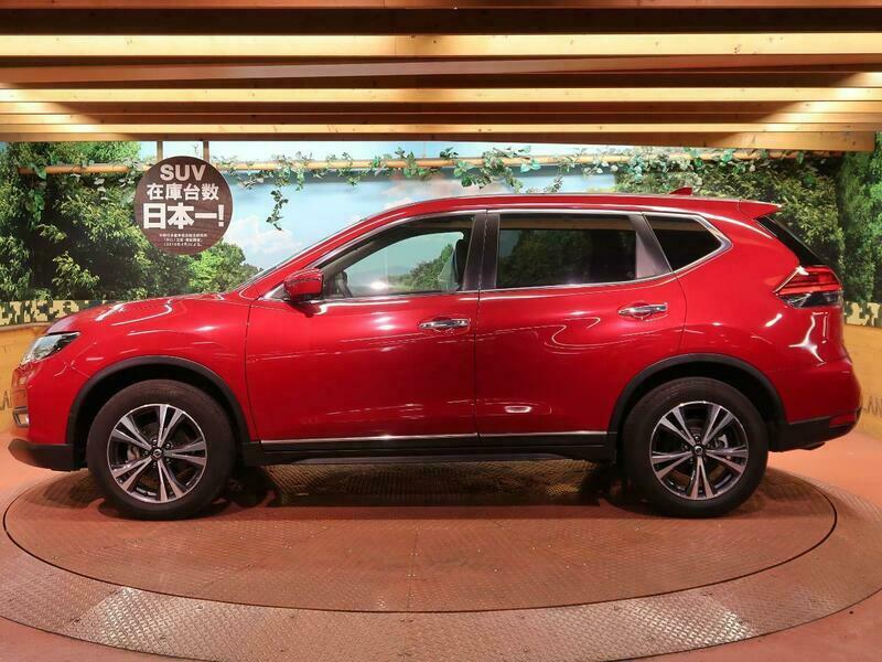 X-TRAIL
