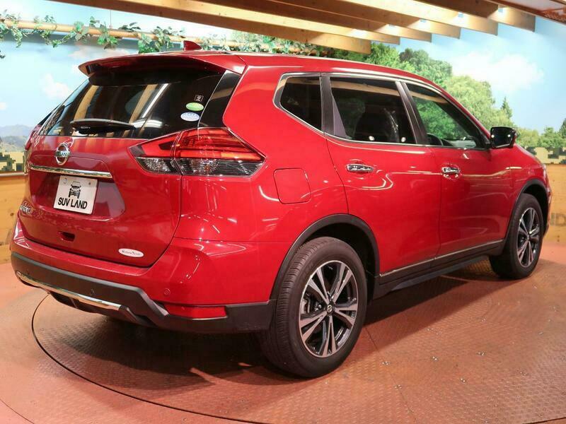 X-TRAIL