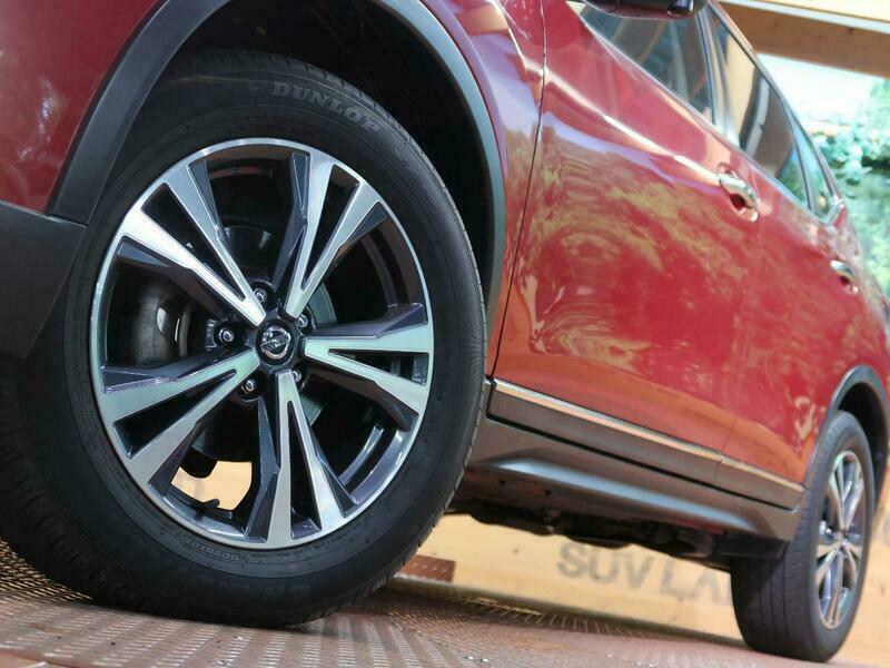 X-TRAIL