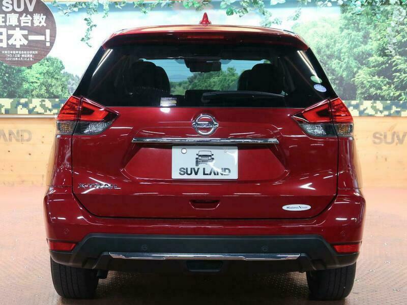 X-TRAIL