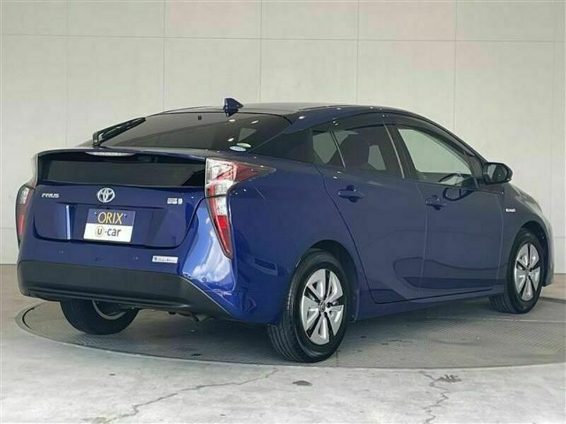 PRIUS-1