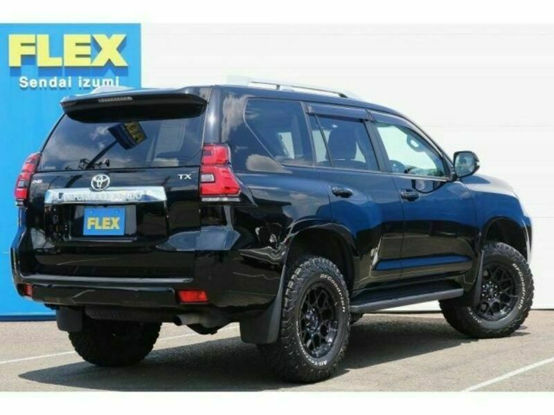 LAND CRUISER PRADO-2