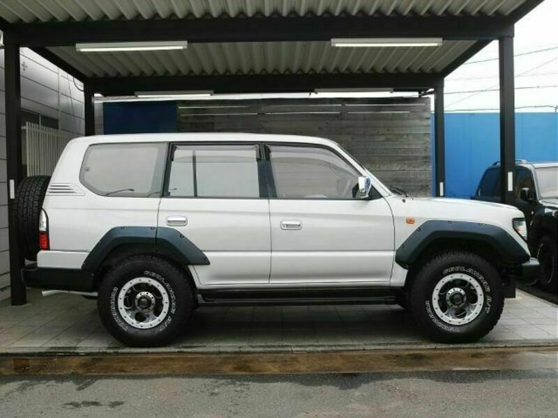 LAND CRUISER PRADO-4