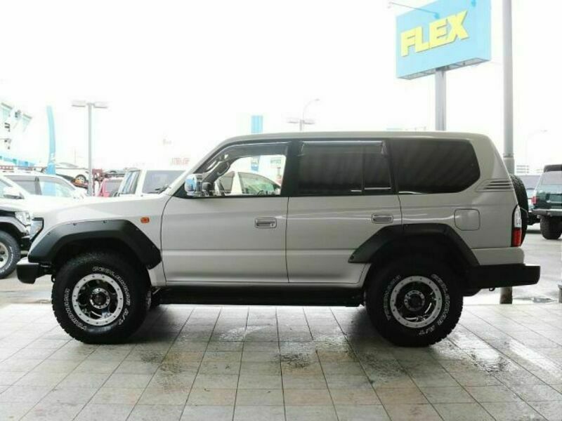 LAND CRUISER PRADO-5