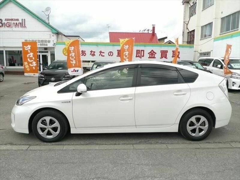 PRIUS-4