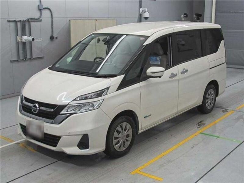 NISSAN　SERENA