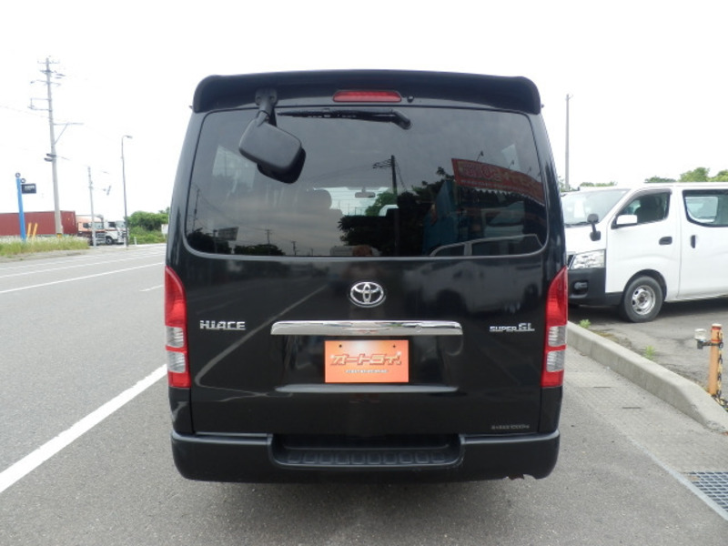 HIACE VAN-9