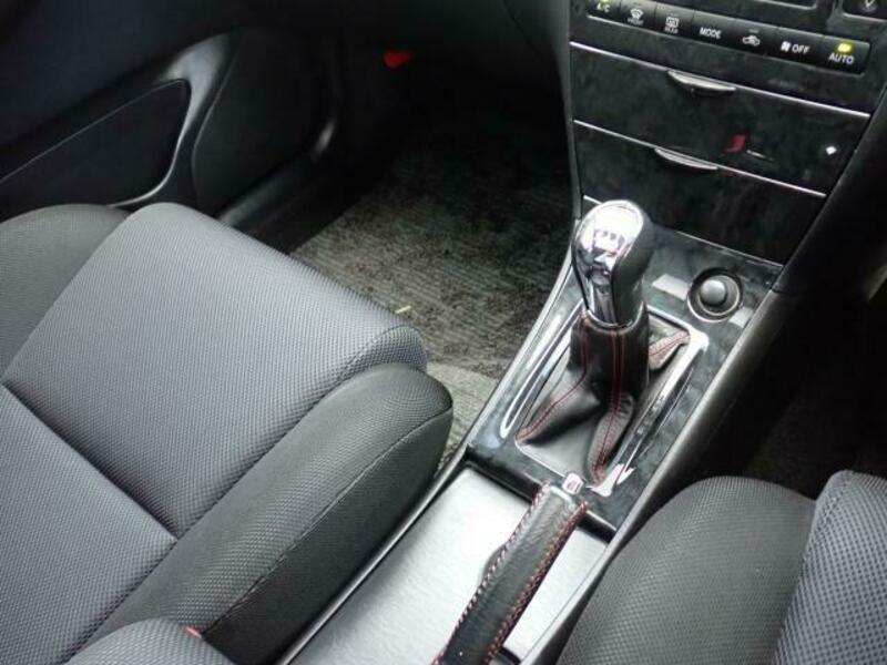 COROLLA FIELDER-15