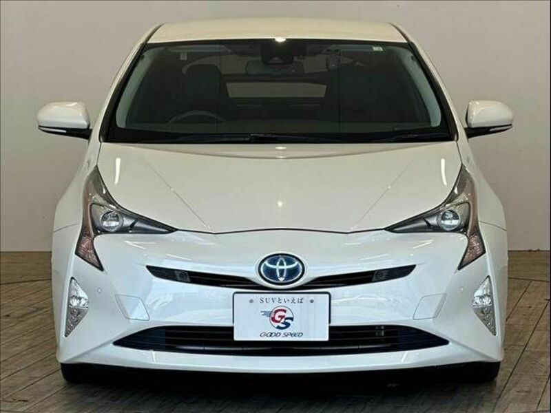 PRIUS-11