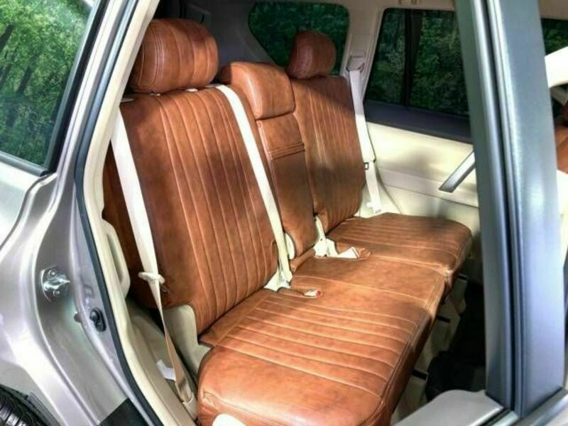 LAND CRUISER PRADO-8