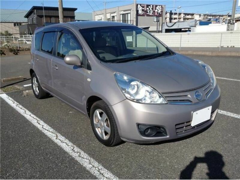 NISSAN　NOTE