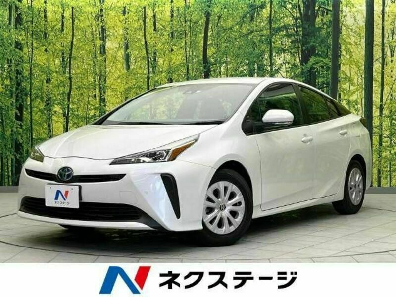 TOYOTA　PRIUS