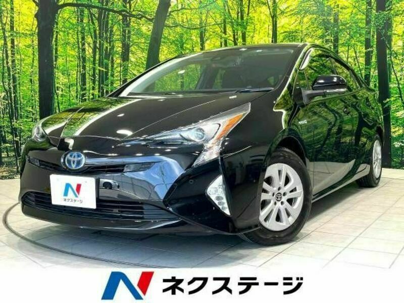 TOYOTA　PRIUS