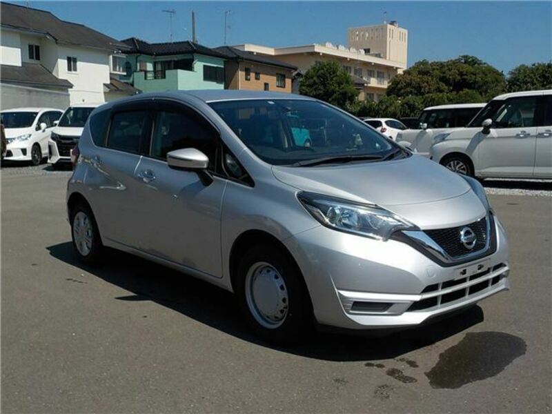 NISSAN　NOTE