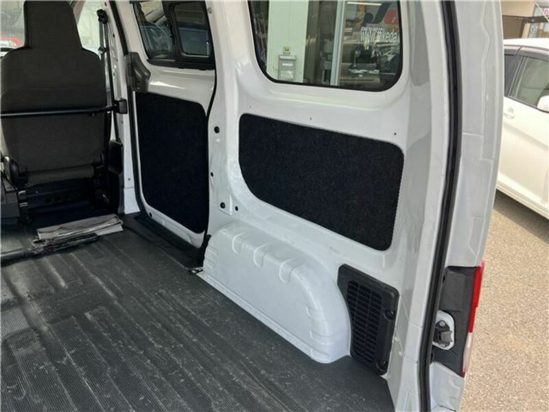 NV200 VANETTE-20