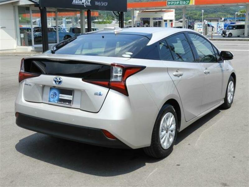 PRIUS-1