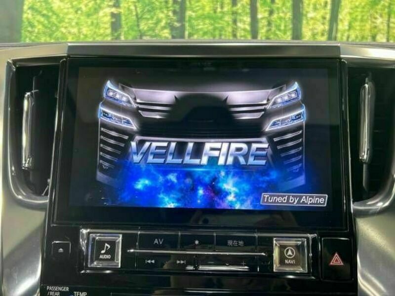 VELLFIRE-4