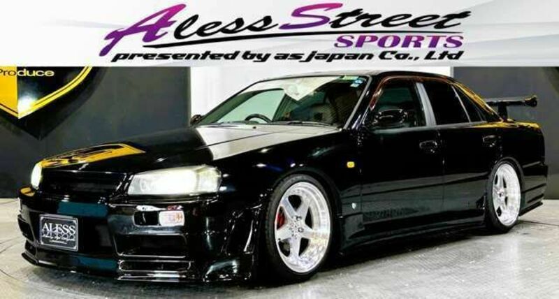 NISSAN　SKYLINE