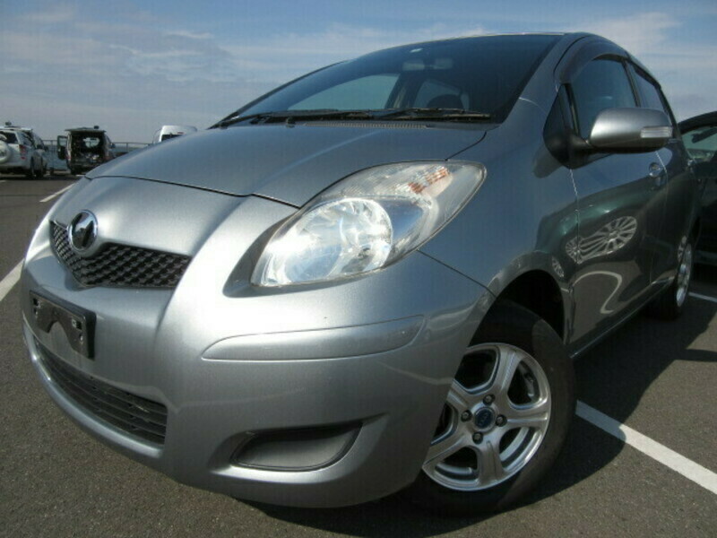 Toyota vitz scp90