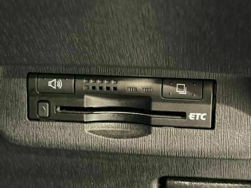 PRIUS-6