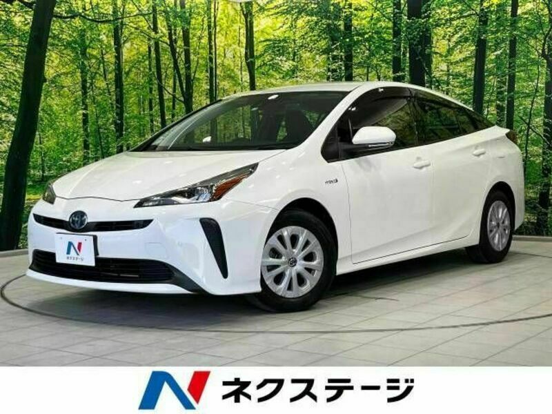 TOYOTA　PRIUS