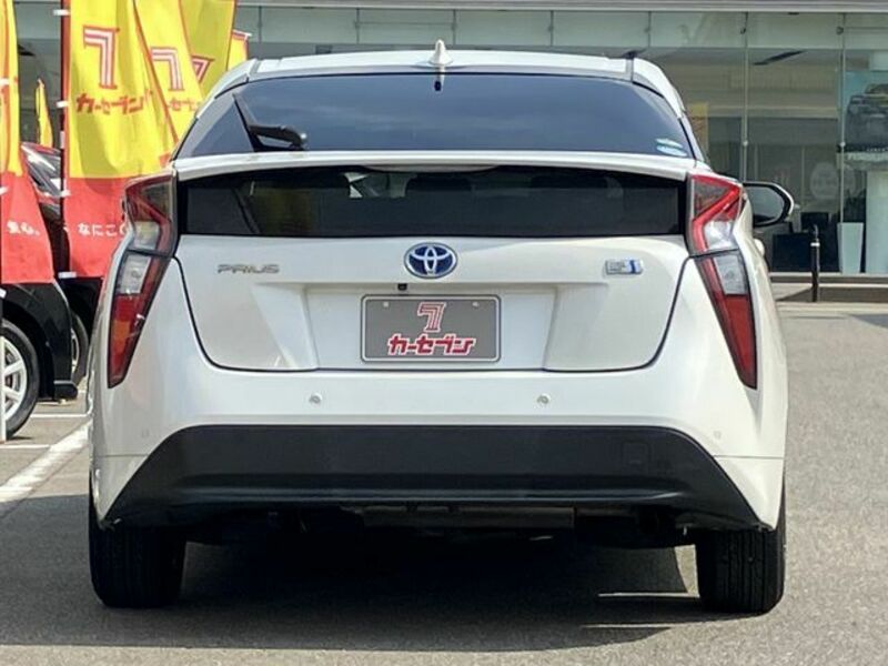 PRIUS-6